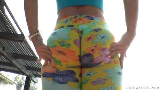 big ass chicks tight
