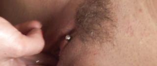 digging her twat she