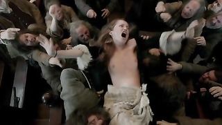 pregnant redhead stripped and
