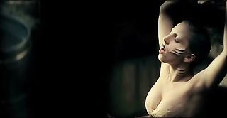 female recording artist stunningly