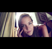 High-class teenager shows off hella sexy pussy