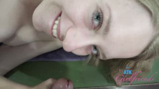 hot blonde teen sucks