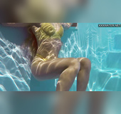 Perfect ass latvian underwater teens showing big pussy