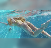 Hot naked swimming pool teen showing tight pussy
