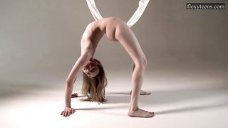 young hot nude ballerina