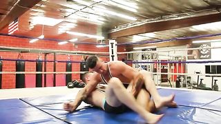 gay wrestler wearing espalda
