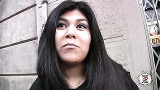 con curvas latina milf medias de rejilla