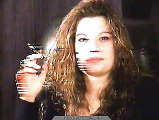 all kinds hotties fumando