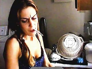 ponytailed brunette housewife loves