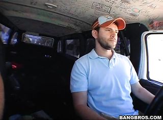recognized the bus