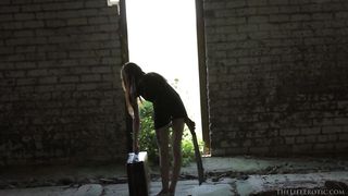 fuerte independent mujer finds